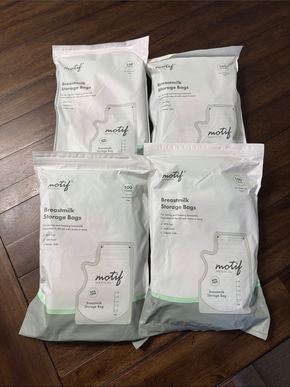 Motif Medical White Breastmilk Storage Bags - 4x 100 Count (400 Bags Total)